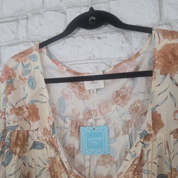 NWT Hayden long sleeve blouse - Picture 10 of 16
